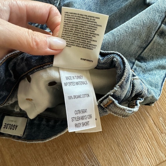 Agolde Riley Shorts - Picture 6 of 10